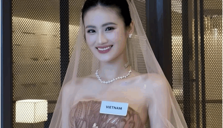 Ý Nhi nhận tin cực d.ữ từ chuyên gia dù rất nổi bật ở Miss World 2025, ba ruột xót ruột nhắn 1 câu về kết quả thi khiến ai cũng thương cho nàng hậu