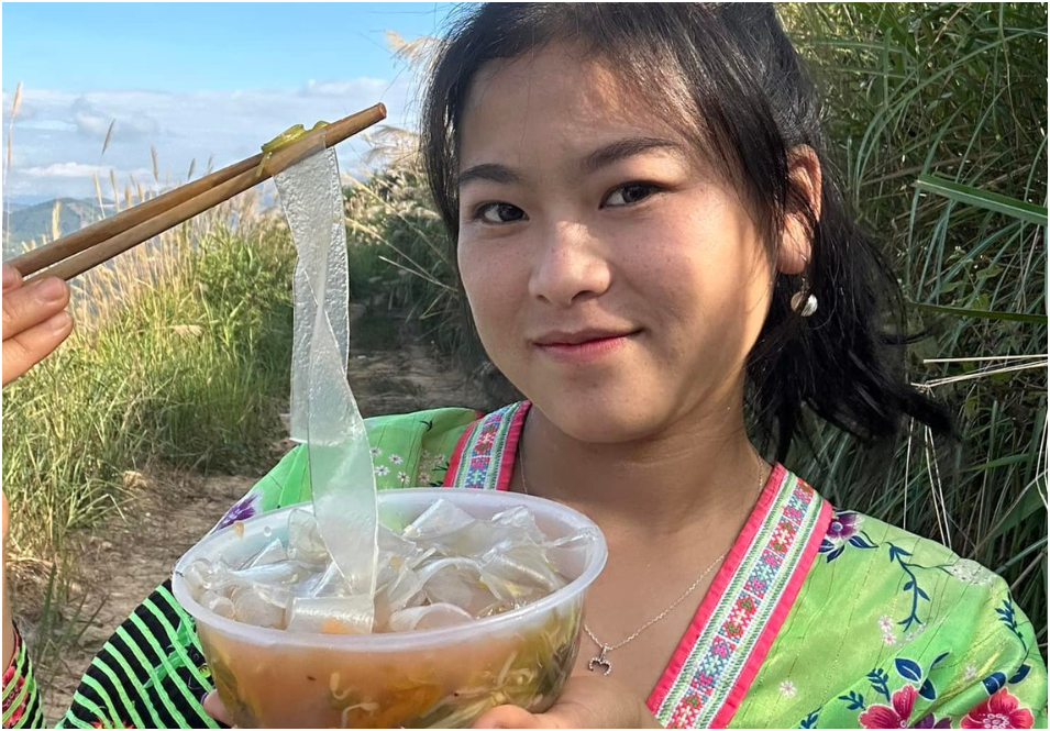 Thôi xong Sùng Bầu: ‘Xóa giỏ hàng, không còn bán miến nữa rồi, chuyện gì đây?’