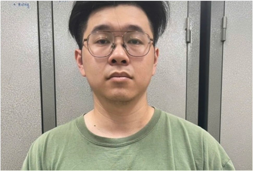 Rõ mức phạt mà người đàn ông t:ác độ:ng v:ật l:ý với cô gái ở chung cư: “Chuyến này bốc lịch dài dài thật rồi”