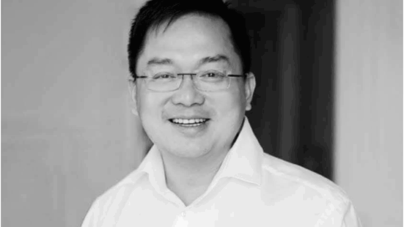 Con trai Hoàng Nam Tiến nói tất tần tật về bố: “Kể những cái sai lúc còn sống, nhiều người quay sang chỉ trích”