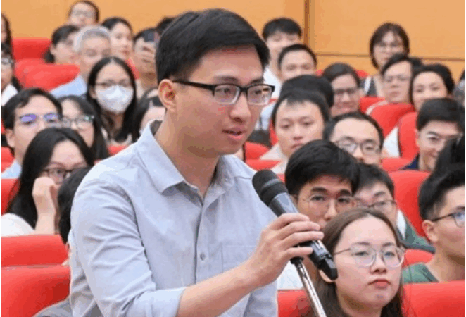 Chân dung thủ khoa kỳ thi khố::c li:ệt nhất Trường ĐH Y Hà Nội học 13 tiếng/ngày, được xem tinh hoa của đất nước