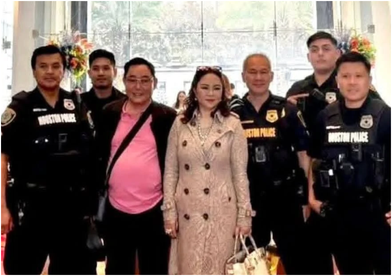 Bà Phương Hằng đã có mặt tại sân bay Mỹ: “Có dàn cảnh sát ở Mỹ tới rước, chuẩn bị vụ kiện lớn nhất lịch sử với Trang Khàn mắm tôm”
