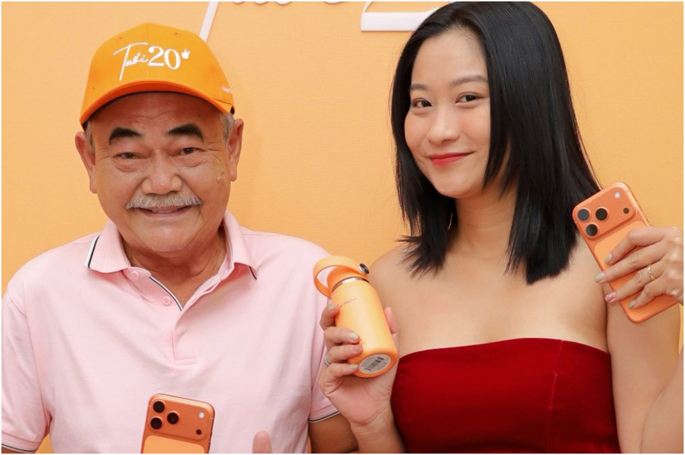 NSND Việt Anh thưởng n:ó:ng cho bạn gái kém tận 36 tuổi để chị lấy động lực để chơi tiếp Pickleball: “Thật là cảm động”