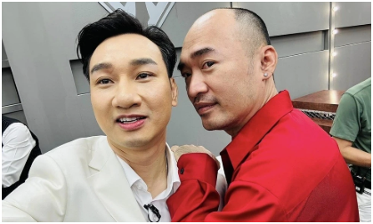 Tiến Luật và MC Thành Trung đều gặp sự cố máy bay trong chuyến đi đến Đà Nẵng: “Suýt chút nữa thôi là không còn được về nhà”