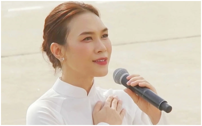 Ca sĩ Mỹ Tâm công khai ủng hộ số tiền ‘kh:ủ:ng’ đến đồng bào gặp lũ lụt, vẫn chưa thấy Hồ Ngọc Hà ủng hộ: “Khác nhau chỗ đấy đấy”