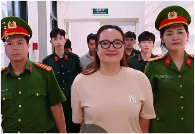 Đã rõ lý do Hoàng Hường không được giảm nhẹ tội khi đi làm từ thiện: “Luật sư lý giải, vô cùng thuyết phục”