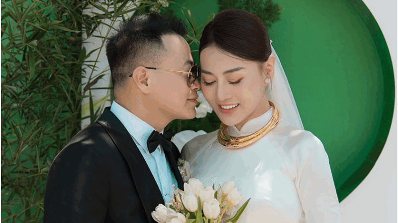 Gi:ật mì:nh với chi tiết lạ đời của đám hỏi Shark Bình và Phương Oanh: “Bảo sao hôn nhân không trọn vẹn”