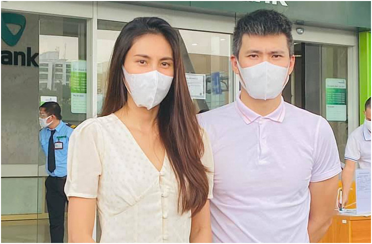 Vợ chồng Thủy Tiên và Công Vinh bị réo tên giữa lúc bà con vùng lũ cần: “Sao không thấy anh chị đi làm từ thiện nữa nhỉ?”