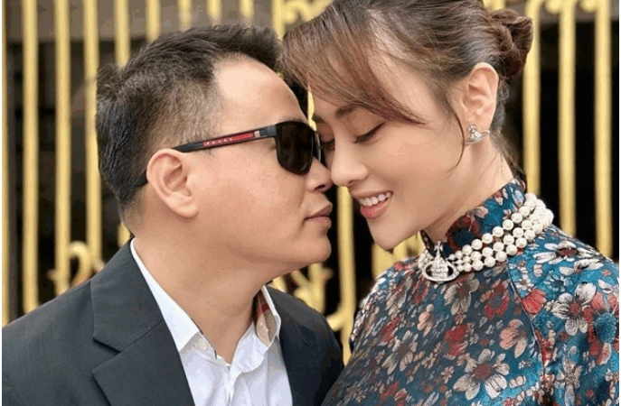 Phương Oanh có hành động đầu tiên giữa lúc Shark Bình gặp nguy: Chị đang có ý gì đây?