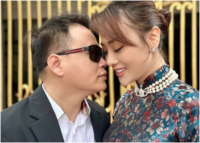 Phương Oanh có hành động đầu tiên giữa lúc Shark Bình gặp nguy: Chị đang có ý gì đây?
