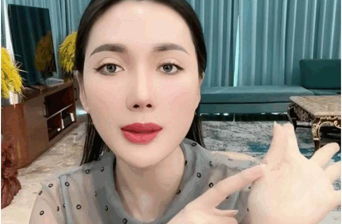 Ngân Collagen gặp bi:ến, chuyện gì nữa đây: “Sao cứ lần lượt đi hết vậy?”
