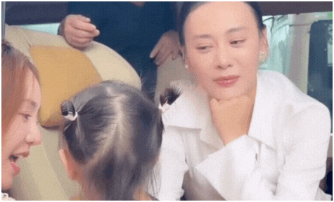 Phương Oanh lần đầu lộ diện, thần thái gây chú ý: “Ánh mắt nói lên tất cả”