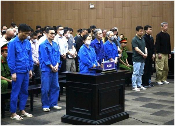 Danh tính các giám đốc doanh nghiệp hầu tòa vì vụ đ:á:nh b:ạc rú:ng độ:ng ở Pullman: “Toàn là những doanh nhân giàu, có tiếng”