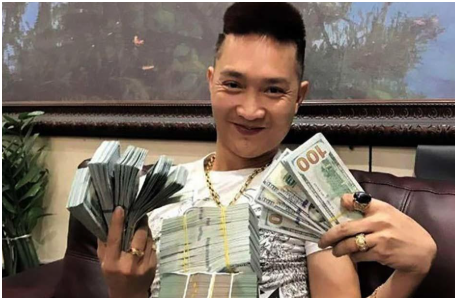 Huấn Hoa Hồng bất ngờ bị r:éo tên trên MXH: Nghe đồn khả năng anh đi xa thật rồi