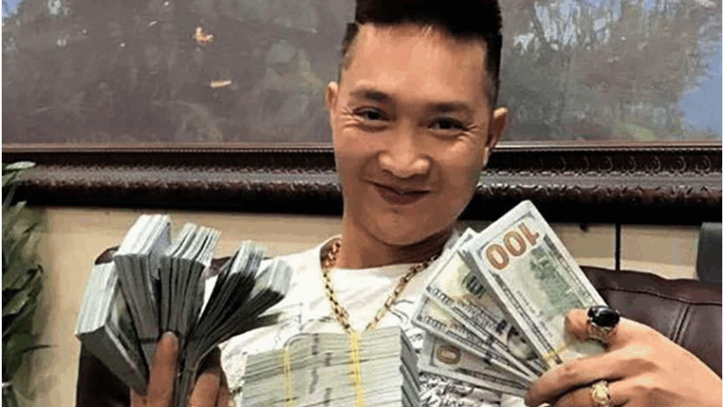 Bất ngờ quá, hệ sinh thái trăm tỷ của ‘Huấn Hoa Hồng’ đồng loạt ‘không hoạt động: “Chuyện gì đây, sao lại như vậy được”