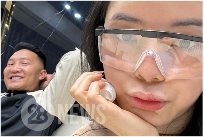 Vợ của Huấn Hoa Hồng tiết lộ tình hình hiện tại của chồng: Vẫn thản nhiên như chưa có chuyện gì xảy ra