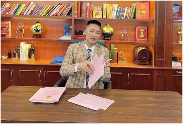 Rõ về 2 căn biệt thự trong khu nhà giàu bậc nhất Hà Nội của Huấn Hoa Hồng: Sang chảnh thật sự, không ngờ luôn