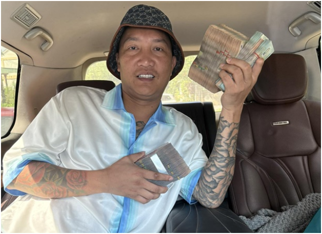 Huấn Hoa Hồng có dấu hiệu rất kỳ lạ, bị đồn có bi:ến: “Có gì đó bất thường thật rồi”