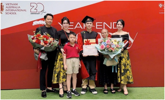 Chân dung thiếu gia kín tiếng nhà Mailisa, sự thật không ngờ về em ấy: “Sống đối lập gia đình nhưng cái gì em cũng xuất sắc”