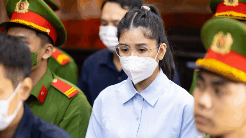 Hằng Du Mục đang nuôi con dưới 36 tháng – vậy có được tạm hoãn thi hành á:n không? Luật sư trả lời khiến ai nghe cũng s:ốc!