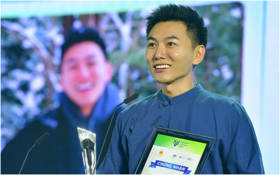 Khoai Lang Thang lên tiếng vụ ‘hoa hồng đen’: “Thừa nhận bản thân cũng d:ữ d:ằn lắm”