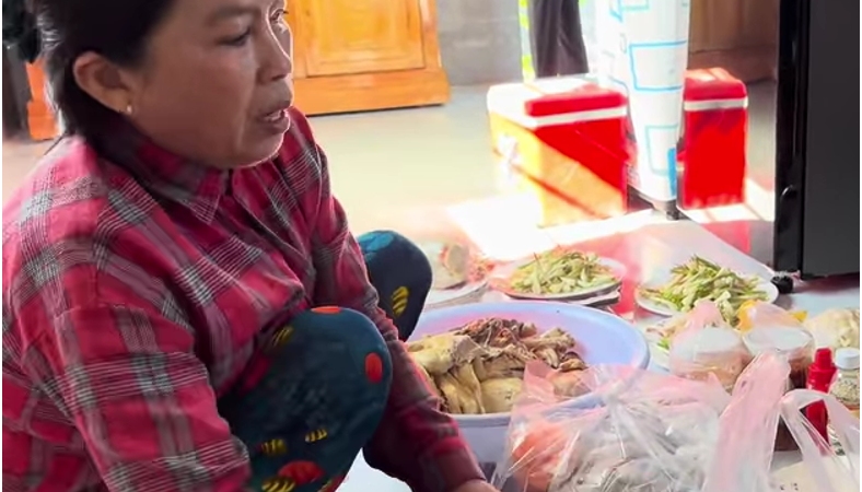 Vợ cũ có hành động lạ khi ông Minh và bà Giao tân gia nhà mới: ‘Chuyện ít ai làm được, nể chị thật sự’