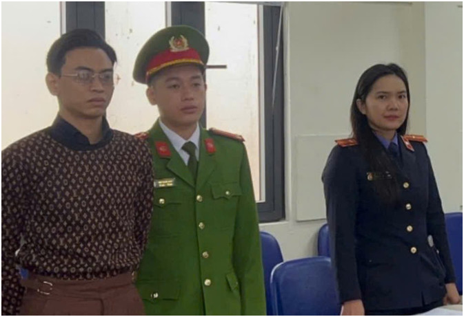 Thôi xong, b:ắt tạ:m gi:am đối với ‘tổng tài’ chỉ đạo đ:á:nh người tại quán cà phê: “Chuyến này đi xa thật rồi”