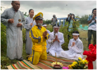 Vợ cũ và con gái 12 tuổi có mặt trong lễ tang NS Thương Tín: Sự xuất hiện muộn màng khiến d:ư luậ:n đặt câu hỏi “vì sao lúc bệnh tật lại vắng?”