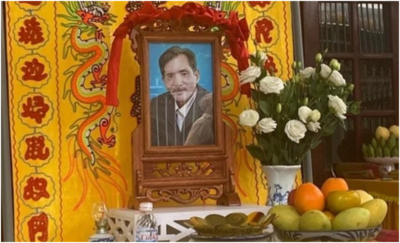 Nữ ca sĩ chơi lớn, muốn xây mộ cho diễn viên Thương Tín: “Gia đình mà chịu thì tôi sẽ làm”