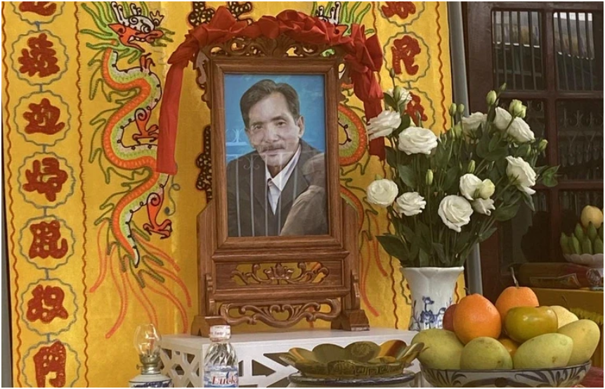 Con trai riêng của NS Thương Tín có thái độ lạ với d:ì gh:ẻ: ‘Nhạc sĩ Tô Hiếu tiết lộ 1 điều, ít ai biết’