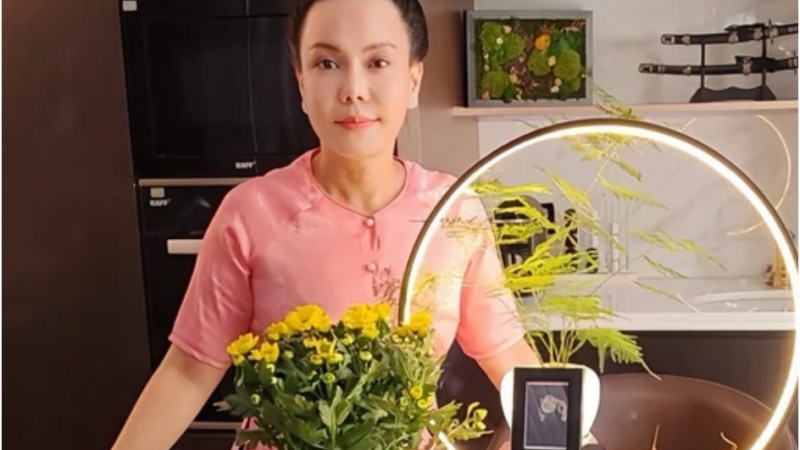 Việt Hương âm thầm làm 1 việc giữa lúc NS Thương Tín qu:a đ:ời: ‘Thấy mà thương cuộc đời của nghệ sĩ quá’