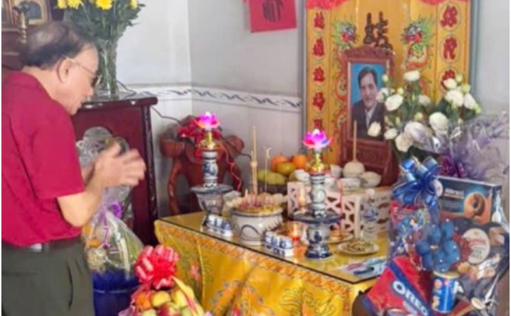 Rõ hồ sơ xét tặng danh hiệu Nghệ sĩ Ưu tú của Thương Tín từ 1999 bất ngờ lộ diện sau hơn 25 năm: ‘Hé lộ chặng đường nghệ thuật đồ sộ của nam nghệ sĩ’