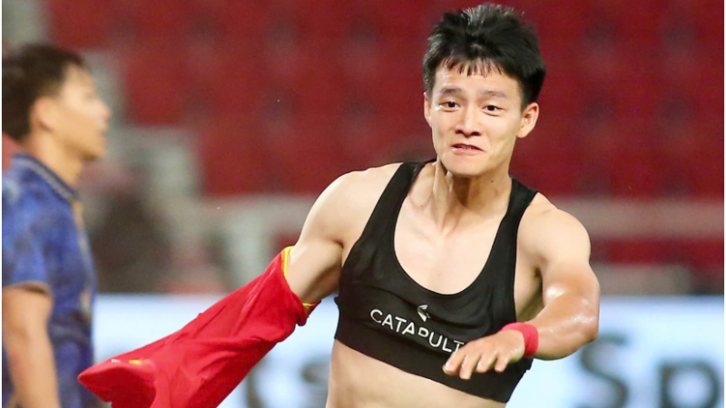 Không thể tin được, người hùng của U22 Việt Nam từng được tuyển thẳng vào Đại Học: ‘Có học vấn khó tin, không ngờ về anh’