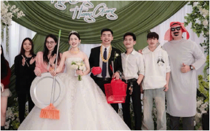 Cô dâu Hà Nội lên mạ:ng mời đám cưới online: ‘Rõ cái kết không ngờ tới’