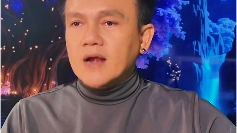 MC Khánh Hoàng lần đầu chia sẻ về NS Thương Tín: ‘Tiết lộ lý do xóa c:ờ nh:íp nói về anh, không phải vì sợ đâu’