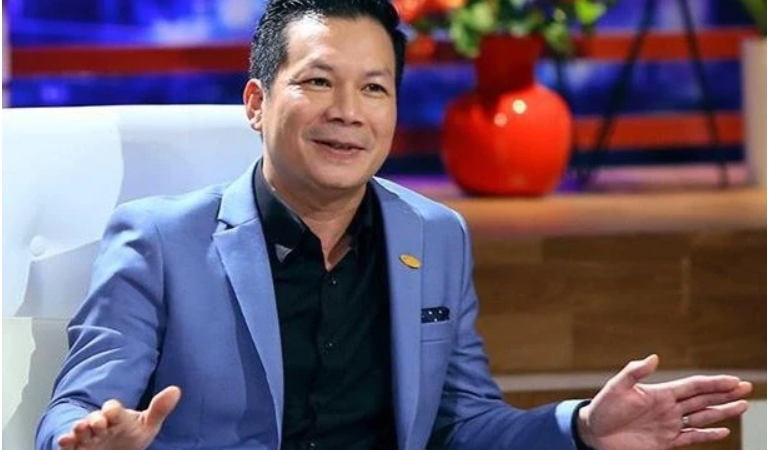 Nhà đầu tư bất ngờ b:án tháo cổ phiếu liên quan tới Shark Hưng: ‘Chuyện gì thế này?’