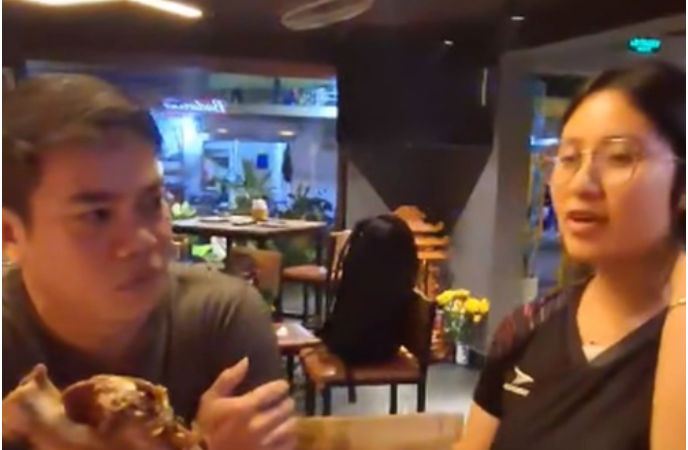 Một quán ăn Hà Nội gây tra:nh c:ãi khi không cho khách mang đồ thừa về: ‘Càng giải thích càng thấy sai’