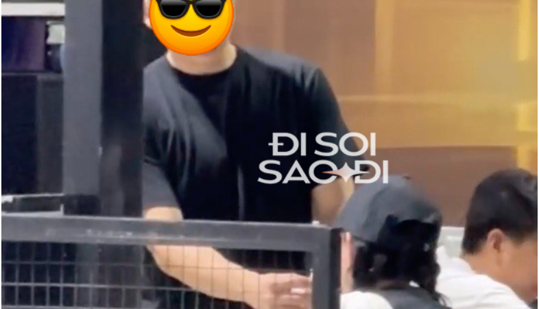 Rõ hành động lạ của bạn trai chơi Pickleball cùng Hiền Hồ: “Cử chỉ vượt mức bạn bè giữa chốn đông người, không biết ngại à?”