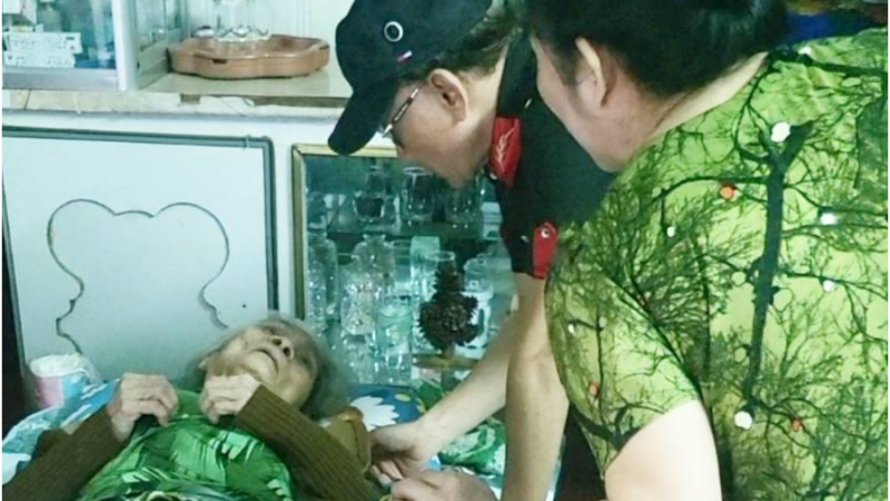 Mẹ ruột vẫn chưa biết NS Thương Tín qu:a đ:ời: ‘Cả gia đình ai cũng giấu bà cả’