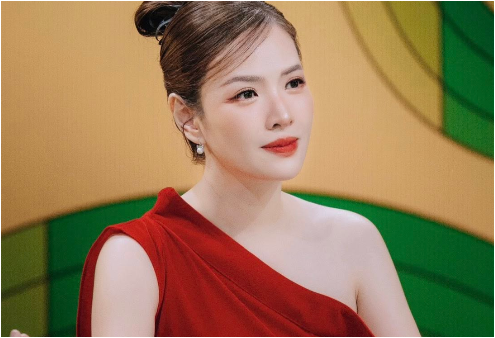 MC xinh đẹp bậc nhất VTV lần đầu kể chuyện đi làm không công: Bất ngờ lên tiếng bênh vực đạo diễn Nguyễn Quang Dũng