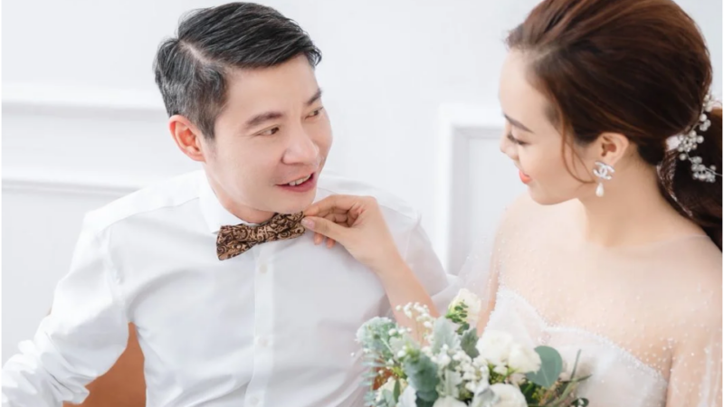 Vợ NS Công Lý chia sẻ tình hình tài chính hiện tại của gia đình: ‘Suốt ngày đi Nhật rồi lại Hàn Quốc, không biết tiền đâu mà ăn tết’