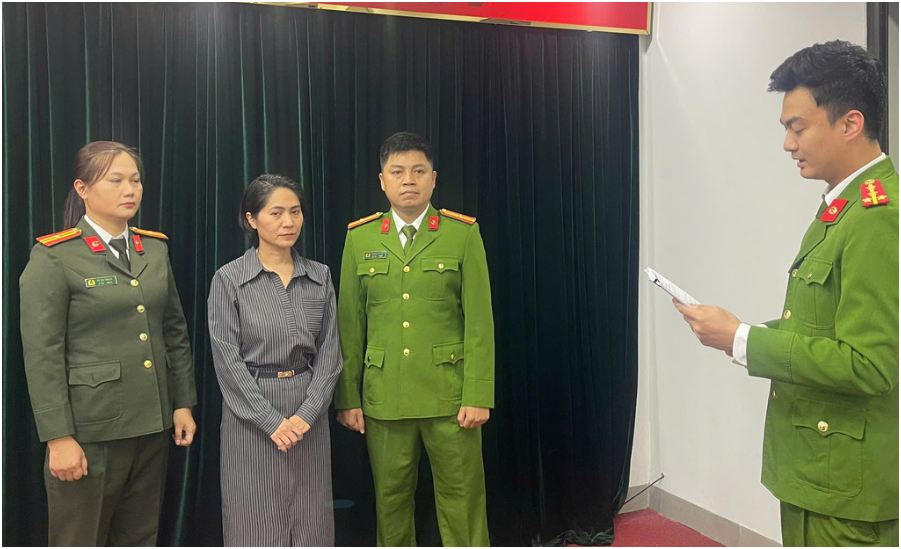 Thôi xong rồi: Kh:ởi t:ố giám đốc công ty tổ chức chương trình ‘Về đây bốn cánh chim trời’: ‘Rõ t:ội danh’