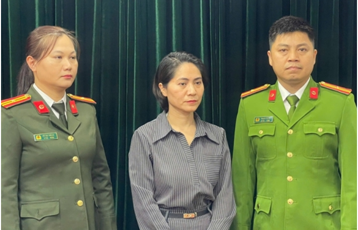 Giám đốc Ngọc Việt đối diện mức á:n chu:ng th:ân sau vụ h:ủy show lịch sử, các nghệ sĩ có phải đồng phạm?