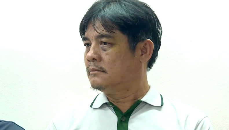 Hiệp sĩ “dỏm” Nguyễn Thanh Hải từng giảng đạo đức: “Con cái người ta vì khổ quá mới phải sang Campuchia làm việc. Nếu không giúp được thì thôi, đừng lấy vài chục triệu của họ, tội lắm. Còn đã nhận lời cứu thì phải cứu cho đàng hoàng”