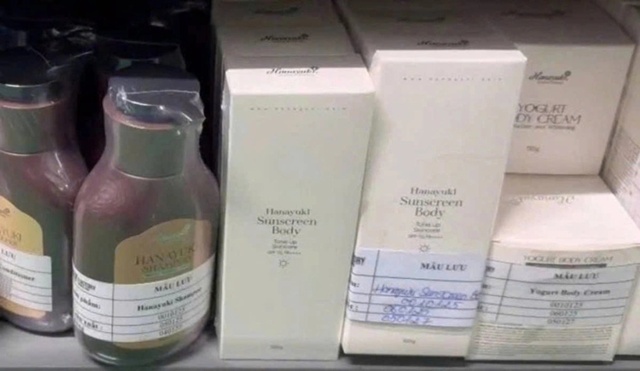 Vụ Đoàn Di Băng có diễn biến mới: Công an phát thông báo khẩn tới người đã mua sản phẩm, ai lỡ mua cần đặc biệt lưu ý