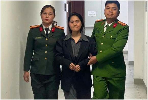 Một người lên tiếng bênh vực nhạc sĩ Vũ Quang Trung vụ tổ chức chương trình “Về đây bốn cánh chim trời”: “Hợp đồng đã ký thì phải thực hiện chứ, bà ấy sai hoàn toàn”