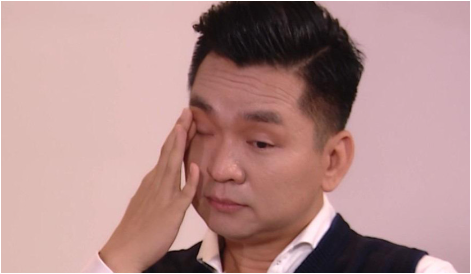 MC nổi tiếng VTV òa khóc tiết lộ: ‘Khi biết bị u:ng th:ư m:á:u, tôi không biết cuộc gọi nào với bố mẹ là cuối cùng
