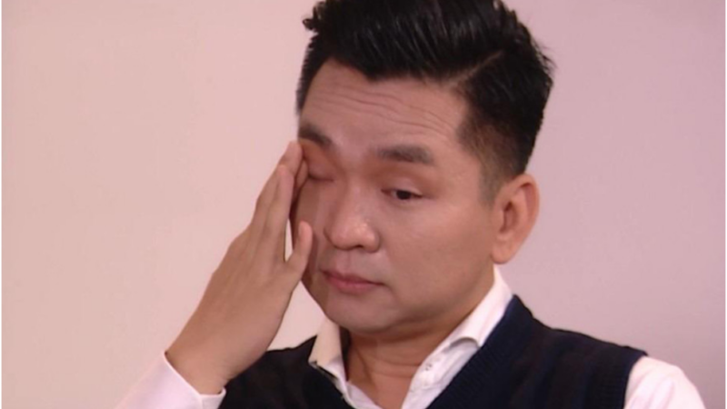 Nam MC đình đám của VTV rơi nước mắt, tiết lộ: “Bản thân bị u:ng th:ư m:á:u, nói 1 điều không ngờ tới luôn”