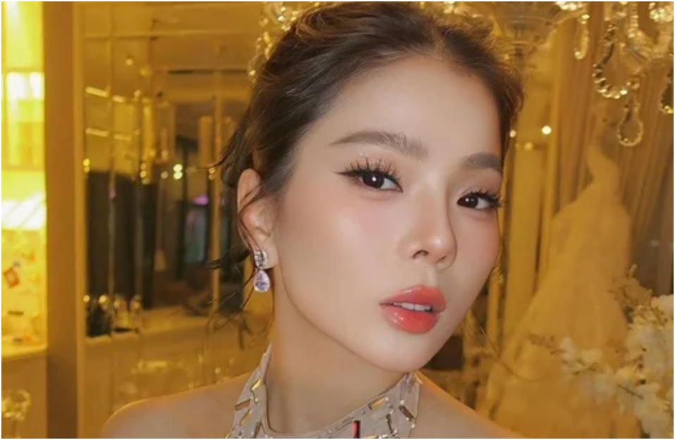 Lệ Quyên bị ch:ỉ tr:ích khi chưởi khán giả bằng từ ngữ nặng nề: ‘Liệu có xứng đáng làm ca sĩ, nghệ sĩ của mọi người?’