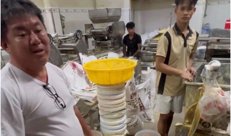 Rõ lời khai của chủ cơ sở Châu Phát, đường dây ‘phù phép’ hàng trăm tấn mì trộn ho:á ch:ất ở TP.HCM